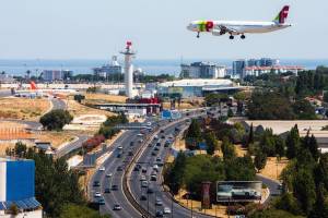 В Лиссабоне построят новый аэропорт, чтобы принимать больше туристов