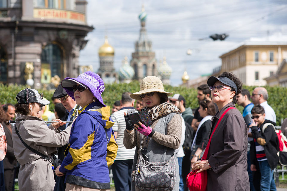 Китайские туристы в Санкт-Петербурге стали жертвами лоббистских «игр»