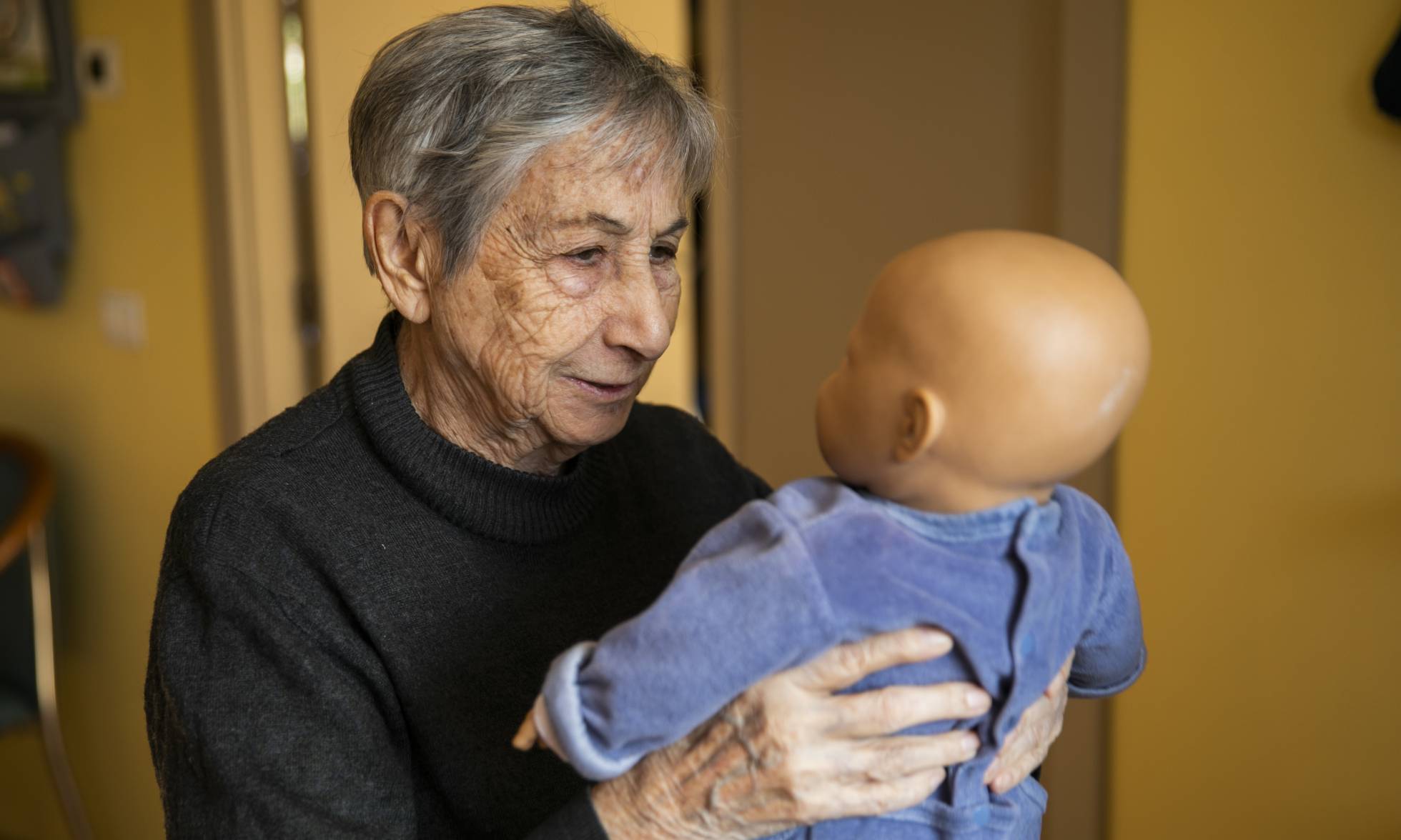 В Испании куклы становятся помощниками в борьбе с болезнью Альцгеймера