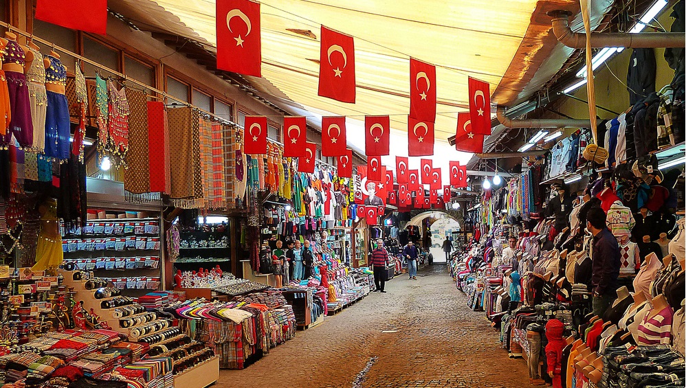 Шоппинг туристов в Турции вырос на 70%