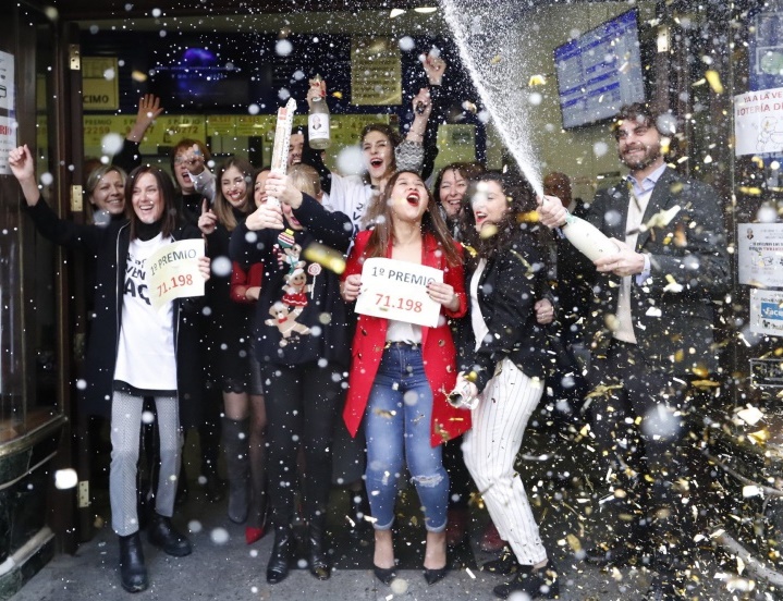 Рождественская лотерея в Испании:  чудеса и провалы