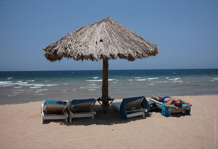 Пустые пляжи и отели, заполненные на 20%: как сейчас отдыхают в Египте