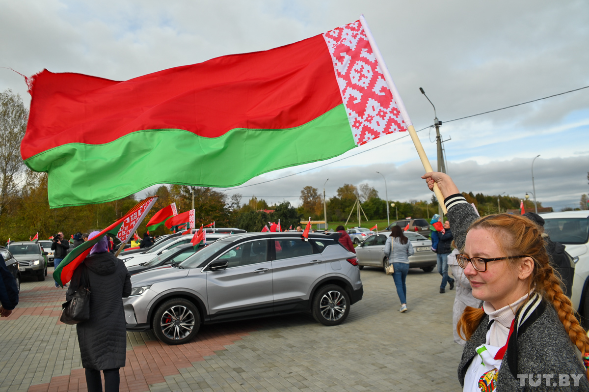 С Ланской и жалобами на «агрессию другой стороны». Как автопробег «За Беларусь» приехал на родину Лукашенко