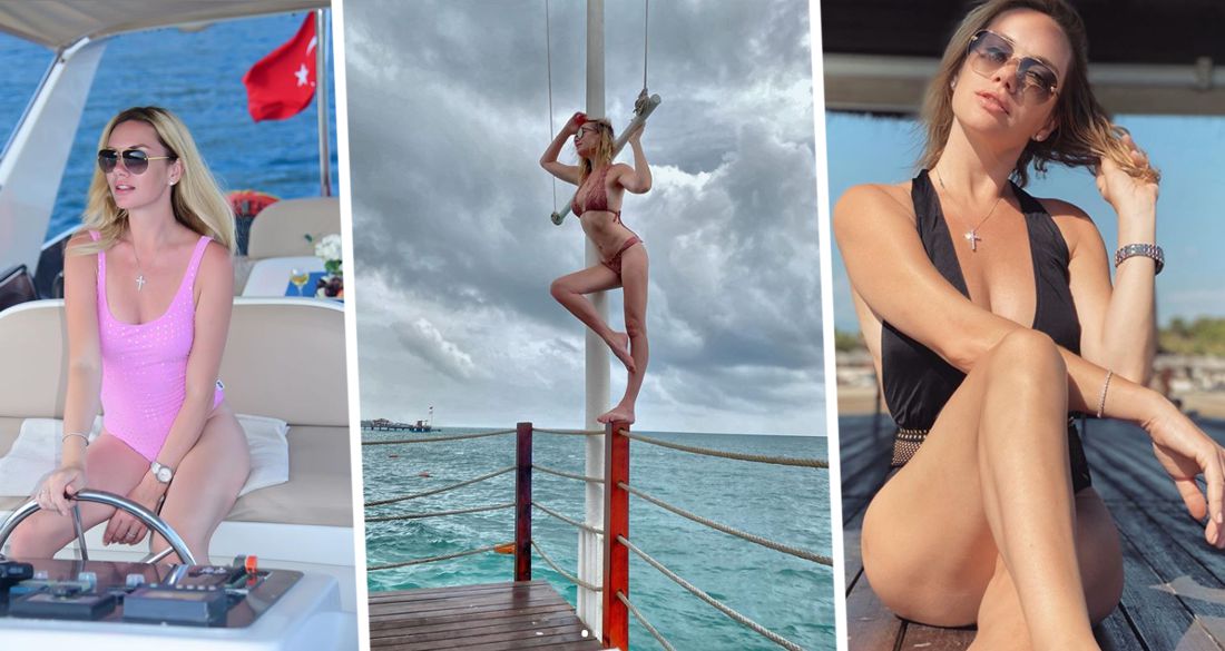 Звезда Первого канала продемонстрировала модные купальники на отдыхе в Турции